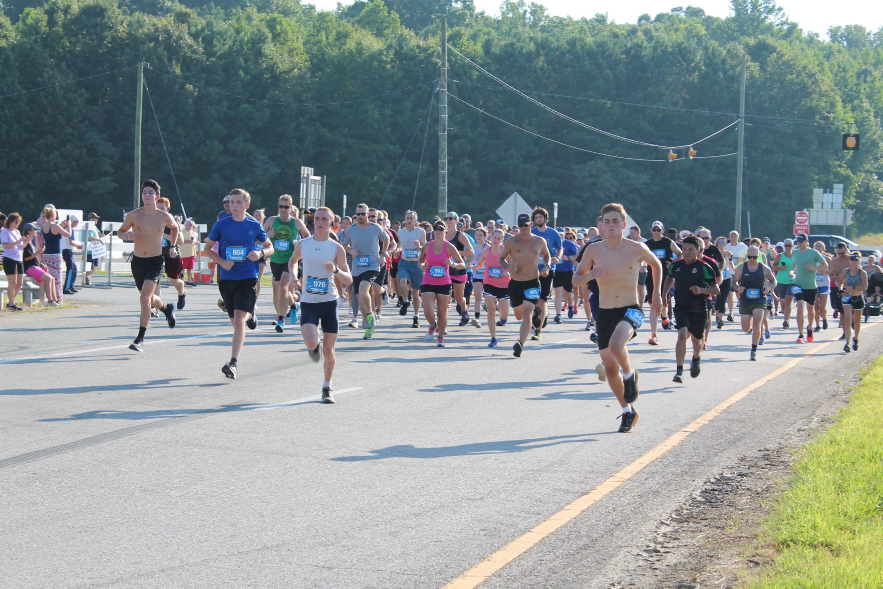 Lakefest 5 K starts